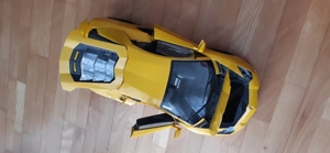 Lamborghini Aventador Modell 1:8 Bild 5