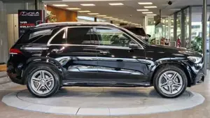 Mercedes-Benz E 300 Bild 11