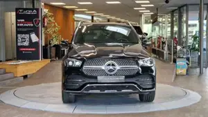 Mercedes-Benz E 300 Bild 8