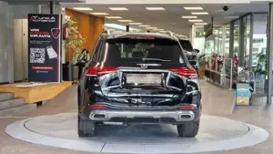 Mercedes-Benz E 300 Bild 6