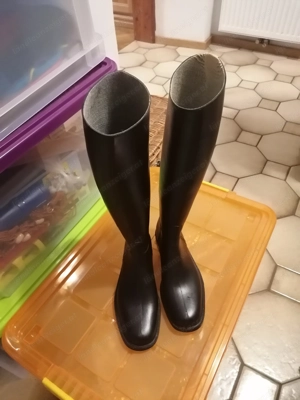 Reitstiefel, Reithelm Bild 3