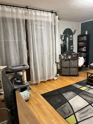 Geräumige 3 Zimmerwohnung zu mieten  Bild 3