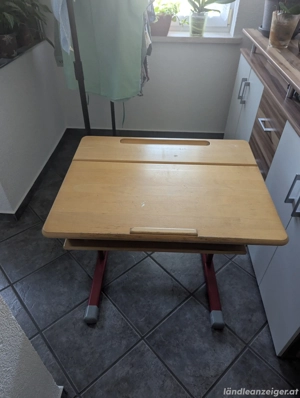 Schulschreibpult (Höhenverstellbar)   KOSTENLOS abzugeben! Bild 2