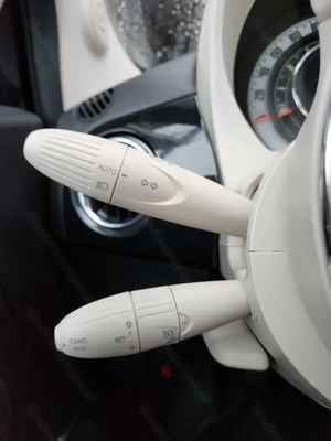 FIAT 500 HYBRID mit Panoramadach Bild 6