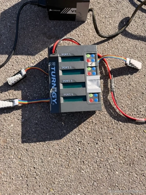 Akkuladegerät Bild 2