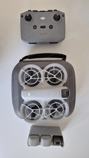 DJI Neo Drohne der fliegende Selfiestick Bild 4