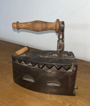 Bügeleisen antik