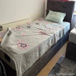 Einzelbett 