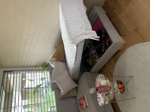 Sofa mit Staufunktion (neuwertig)