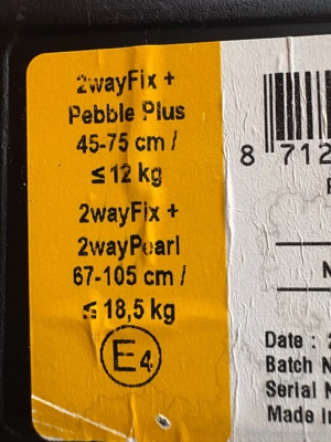 Maxicosi 2way Fix + Babyschale Pebble  Bild 4