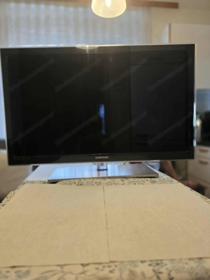 Verkaufe Miele Herd 2 Jahre alte und Samsung Tv 55 zoll Bild 3