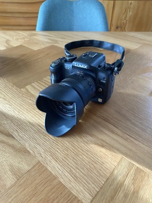 Panasonic Lumix G2 + 14-42