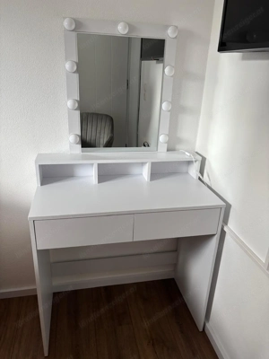 Schminktisch in gutem Zustand Bild 3
