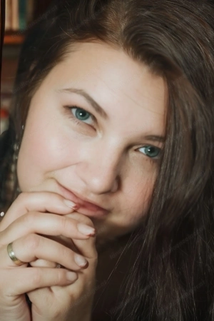 Frau Patricia-Entspannung im Rhythmus des Ozeans-Die hawaiianische Lomi Lomi Massage. Bild 4