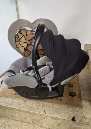 Avionaut Pixel 2.0 Babyschale mit Isofix