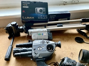 Foto-Filmkameras mit div. Zubehör Bild 4