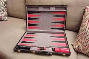 Großes Backgammon in edlem Koffer + Extrawürfel Bild 2