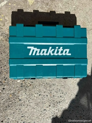 Ich verkaufe einen Makita Elektro-Abbruchhammer in einwandfreiem Zustand, wie neu.