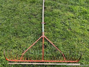 Alte Heurechen (zwei Stück) Bild 2