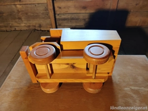 Spielzeug LKW-Kipper (Massivholz) Bild 4