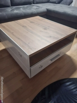 TV Tisch mit 2 Schiebetüren