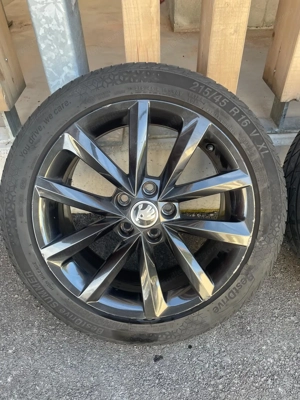 4 x Kompletträder    Sommerreifen + Felgen (Skoda, schwarz, 16'') Bild 4
