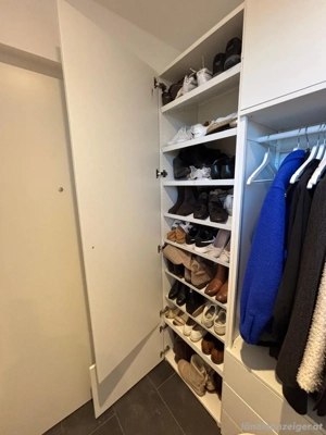 Weiße Garderobe zu verkaufen! Bild 2