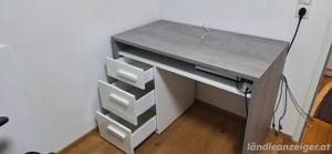 Schreibtisch Bild 2