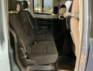 Volkswagen Caddy Maxi 7 Plätzer 4Motion 2.0 TDI Comfortline Bild 10
