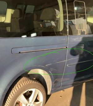 Volkswagen Caddy Maxi 7 Plätzer 4Motion 2.0 TDI Comfortline Bild 6