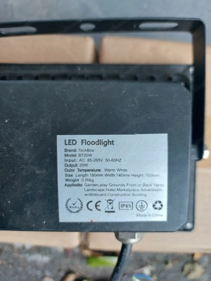 3 LED Strahler neu Bild 2