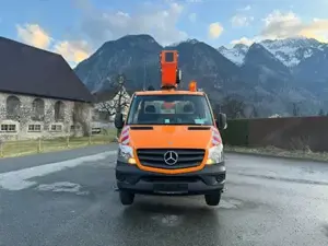 Mercedes Sprinter Arbeitsbühne Steiger Bild 3
