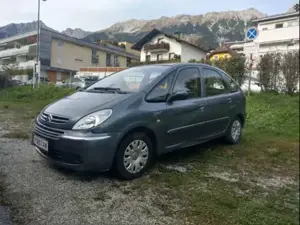 Citroen Xsara Picasso nur 100.000 km (Mini-Camper-Einbau) Bild 3