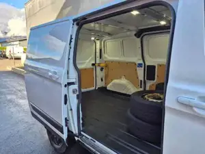 Ford Transit Bild 16