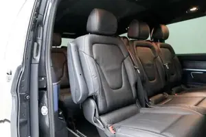 Mercedes-Benz EQV 300 AVANTGARDE Lang Pano ACC PDC SoundSys Bild 8