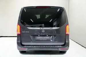 Mercedes-Benz EQV 300 AVANTGARDE Lang Pano ACC PDC SoundSys Bild 12