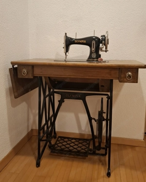 Nähmaschine Olympia zu verkaufen   Lustenau