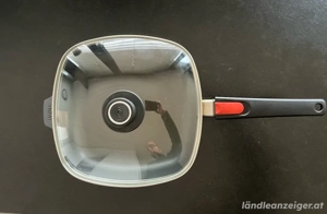 Bratpfanne mit abnehmbarem Griff + Deckel zu verschenken  Bild 3