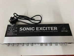 Behringer Stereo Exciter   Bass Prozessor