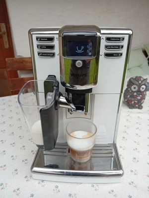 Philips Kaffeemaschine EP5331 Latte Go Bild 2