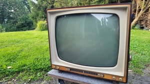 Retro Fernseher, TV, Fernsehgerät Bild 2