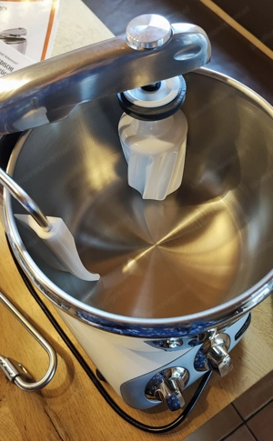 Küchenmaschine Ankarsrum mit Zitruspresse Bild 6