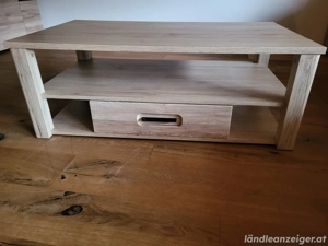 Wohnzimmertisch Bild 2