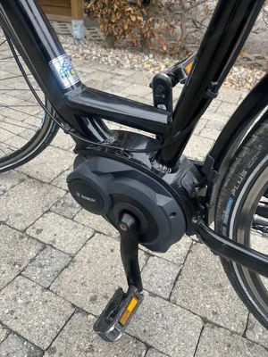 Damen E-Bike mit bequemen Tiefeinstieg Bild 8
