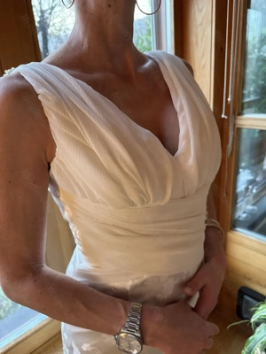 Elegantes Brautkleid aus champagnerfarbener Seide   Maßanfertigung, Gr. 38 Bild 4