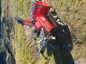 Verkaufe Honda Schneefräse HS 1136, Hydrostatischer Raupenantrieb, 11PS Honda Motor, guter Zustand Bild 4
