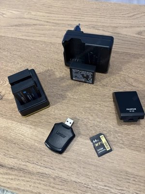 Fujifilm X-T3 black mit XF 18-55mm Objektiv Bild 5