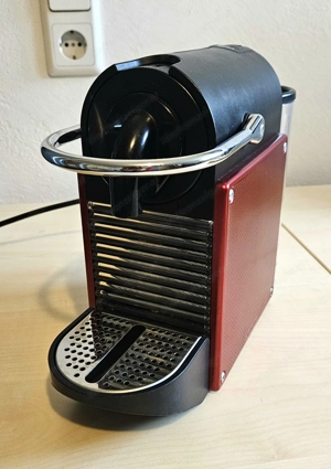 Nespressomaschine PIXI rot gebraucht, voll funktionstüchtig Bild 2