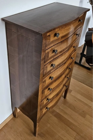 Edle Intarsien-Kommode   7 Schubladen   hochwertiges Holz   TOP Zustand! Bild 3