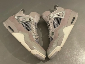 Jordan 4 Frozen Moments  Bild 4
